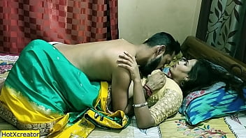 Stunning Bengali Bhabhi in steamy encounter with real estate agent